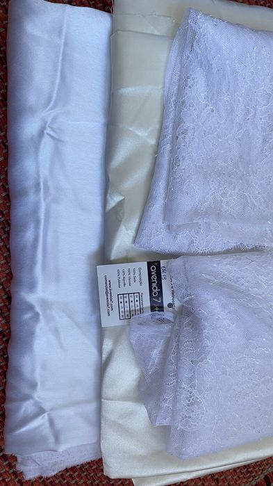 Máquina de Corte e Cose BERNINA L 450 – Semi Nova (3 meses de uso)
