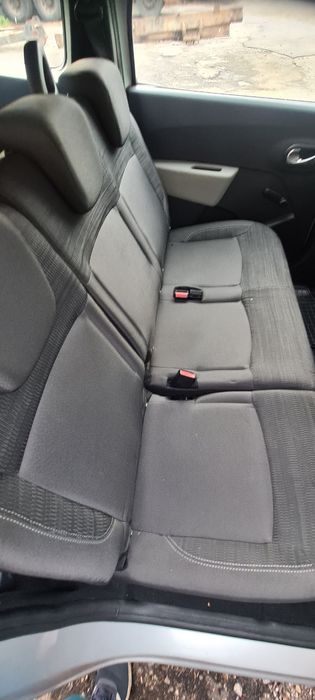 Fotel kierowcy Dacia Dokker Lodgy