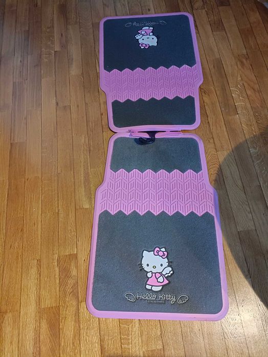 Conjunto de 2 Tapetes de carro  Hello Kitty