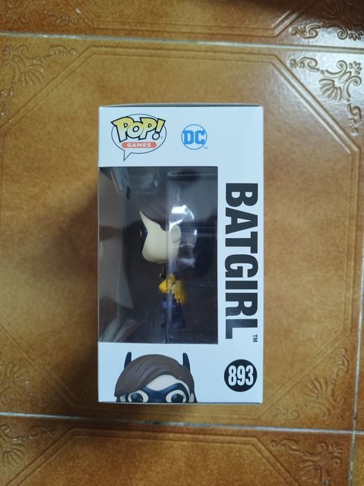 Funko pop BATGIRL 893 - NOVO