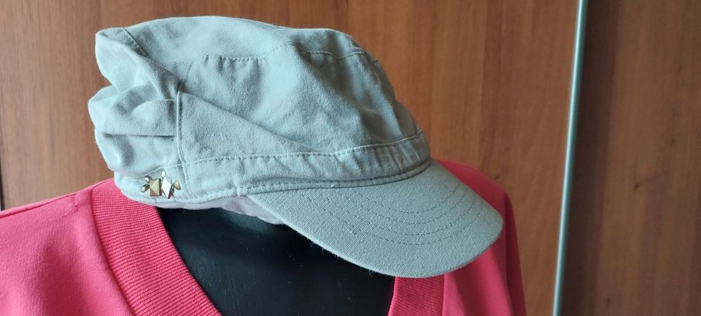 Czapka damska popiel