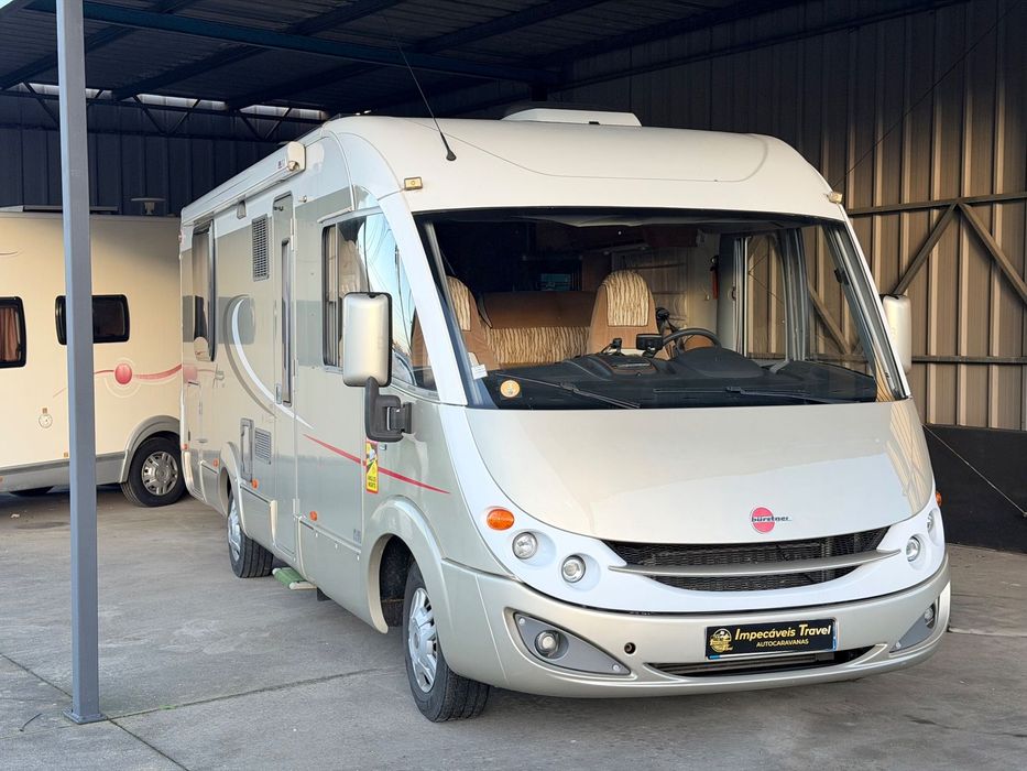 Burstner Aviano i727 AUTOCARAVANA cama central mais cama elevatória.