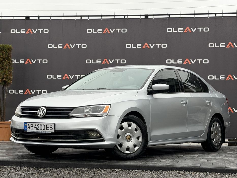 У продажу на автоматі Volkswagen JETTA