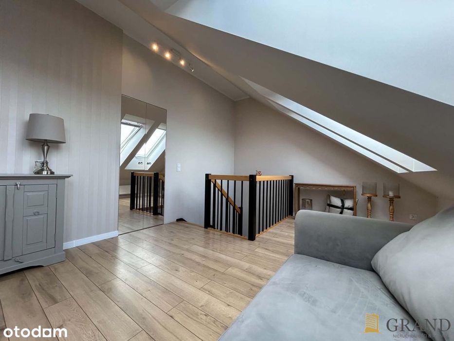 Dwupoziomowe mieszkanie 52,85 m2 | Miejsce postojo