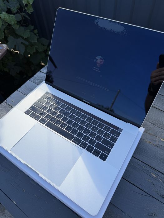 MacBook Pro 15 2016 TouchBar