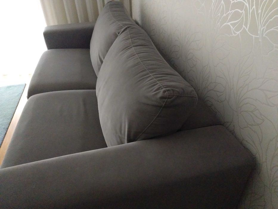 Sofá como novo em tecido impermeável