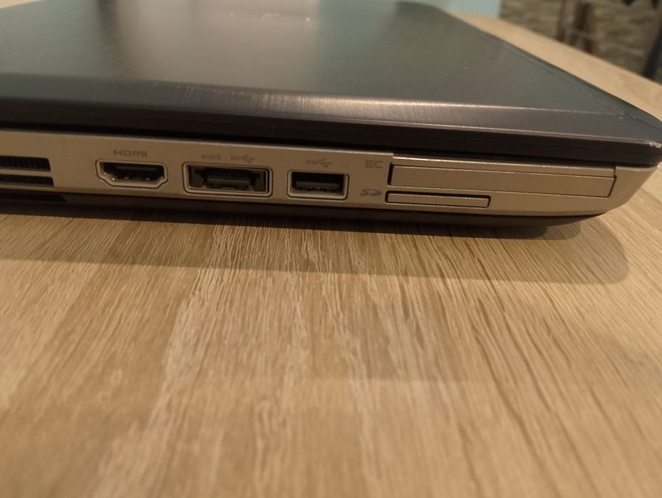 Laptop Dell 8gb ram 256gb SSD