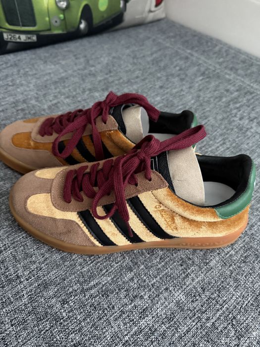 adidas gazelle silver green womens Gucci x Adidas Gazelle Beige GG Monogram