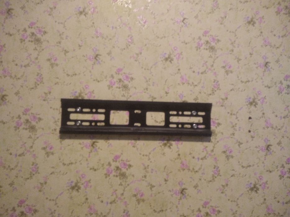 Телевизор samsung 46 дюймов плюс кронштейн на стену