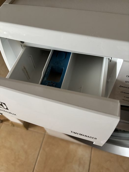 Продам  пральну машину Electrolux  EWS 1054  SDU