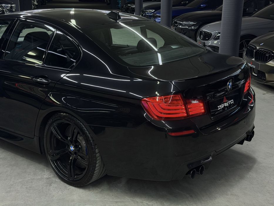 BMW M5 F10