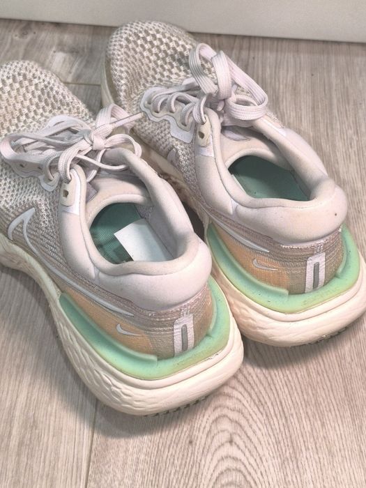 Nike ZoomX Invincible Run Flyknit 2 White/Hydrogen Blue Wom