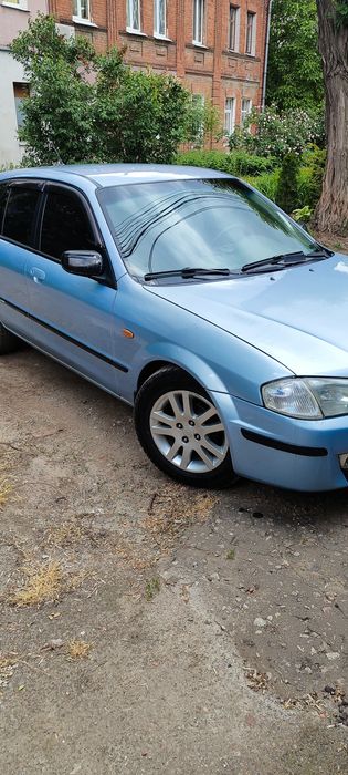 Продам мазда323f 2001г.в.