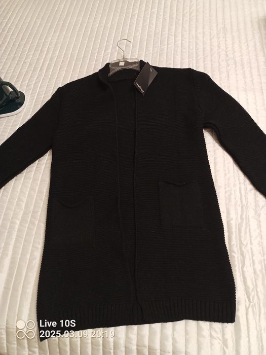 Sprzedam sweter damski.