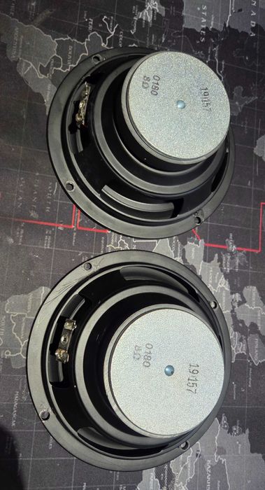 2 solidne głośniki niskotonowe 6,5" 16cm 8ohm jak nowe woofer audio