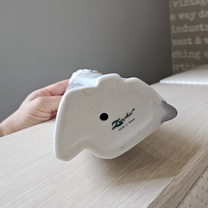 ЗНИЖКА 30% Стауэтка, фарфор, Zaphir lladro, Girl with Basket of Sweets