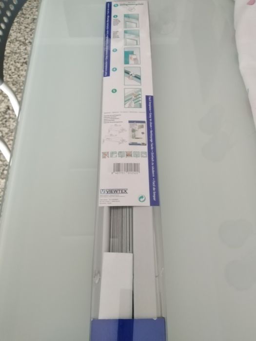 Estore em alumínio