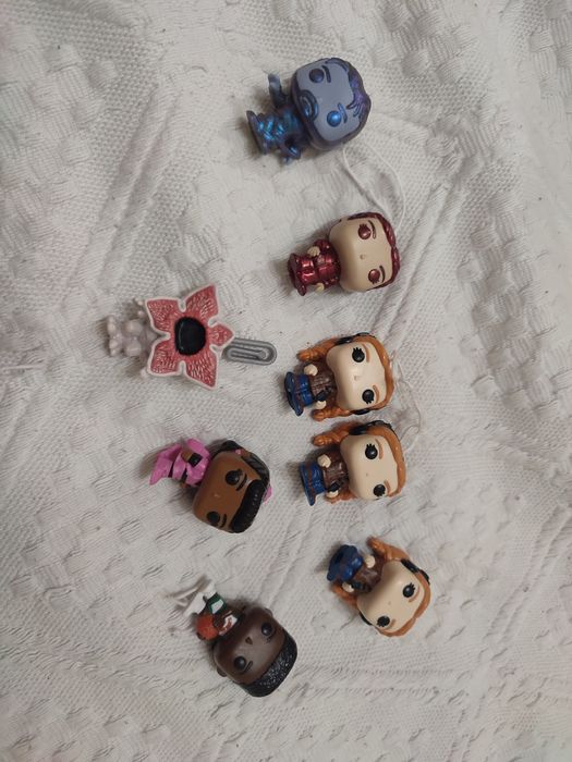 ОБМІН kinder joi Stranger things фігурки