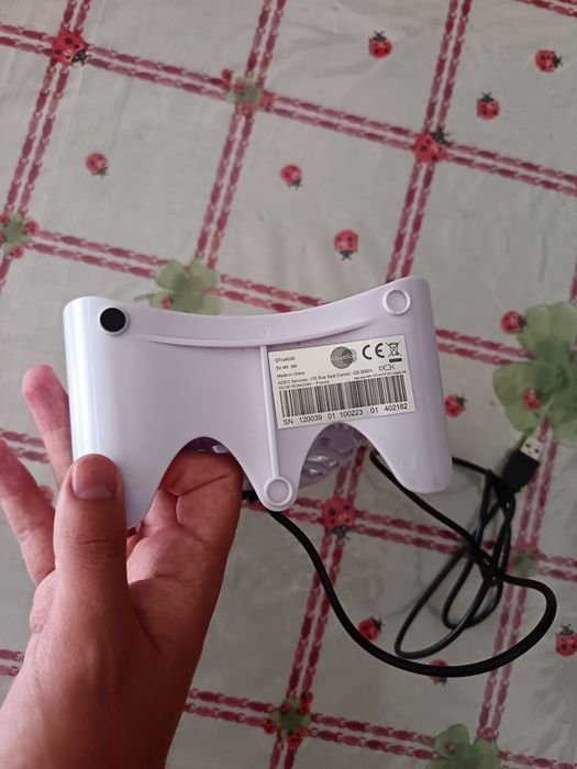 Ventoinha pequena mesa usb com 2 posições cor azul + brindes