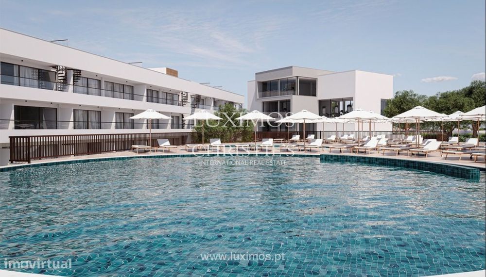 Apartamento T0 mobilado à venda no The Court em Carvoeiro, Algarve