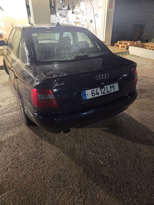 Audi A4 1.6 gasolina