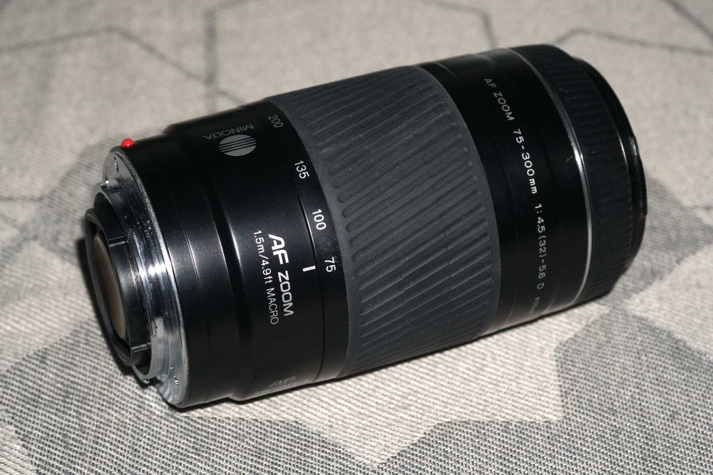 Minolta AF 35-105mm + 70-210mm = Sony