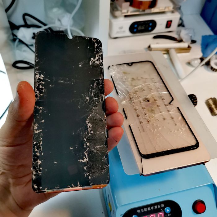 Відновлення ремонт телефона зрізання дисплея заміна скла  корпусу