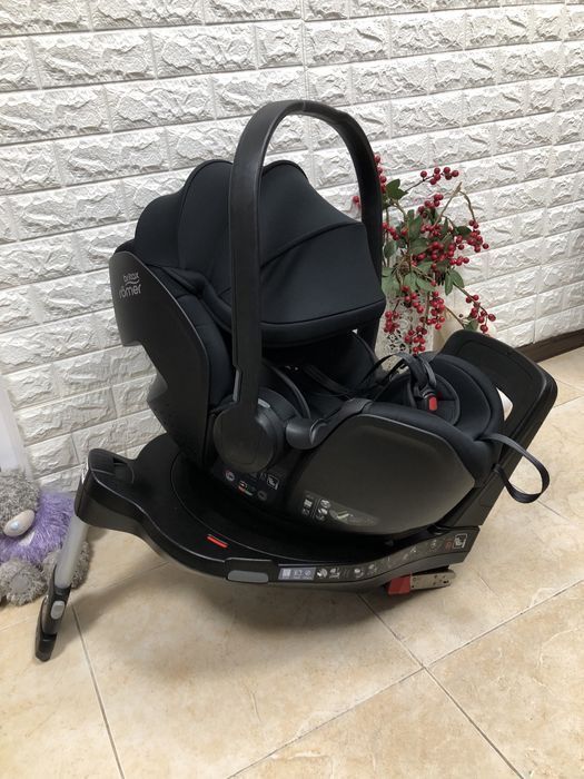 Автокрісло Britax Römer Baby-Safe 5Z Група 0+ (0-13 кг) автолюлька