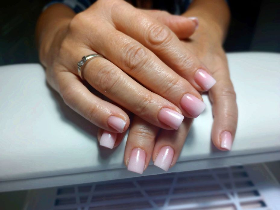 Pazurki na wiosnę - stylizacja i regeneracja