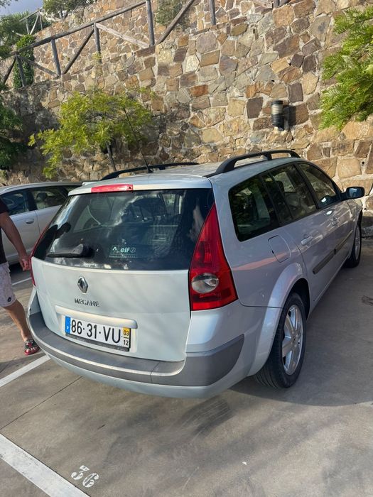 Estou buscando uma caravana para fazer negócio com este veículo