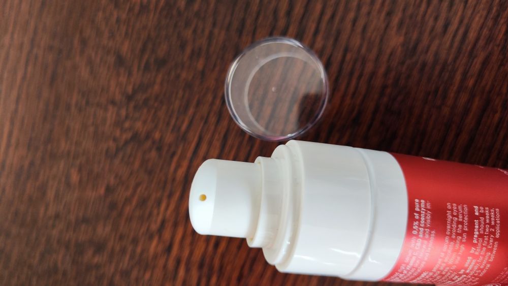 Basiclab serum z retinolem