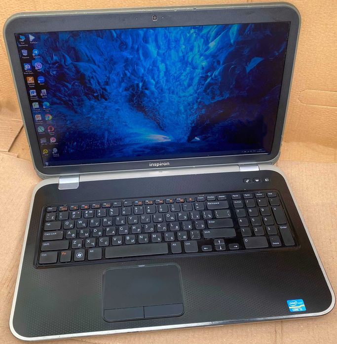 Ігровий Ноутбук Dell Inspiron 7720 i5-3210M RAM 8Gb HDD 500Gb GeForce GT 650M 2Gb