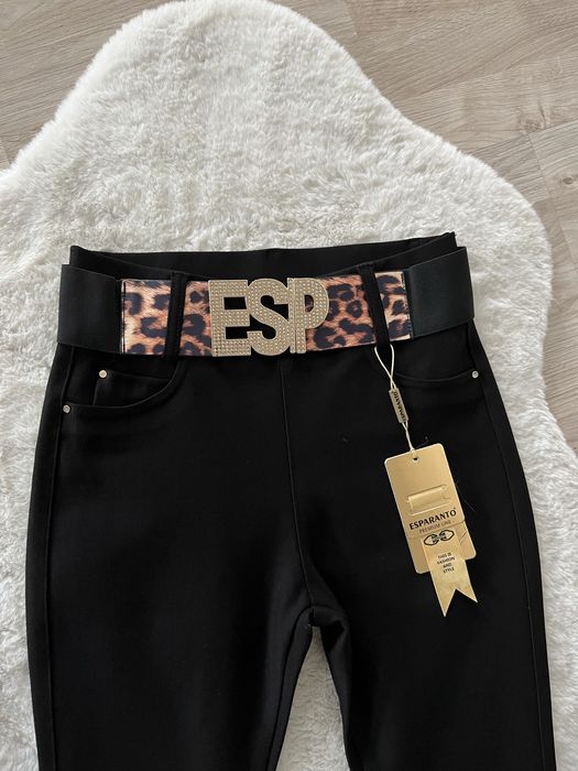 Spodnie modelujace z paskiem Esparanto