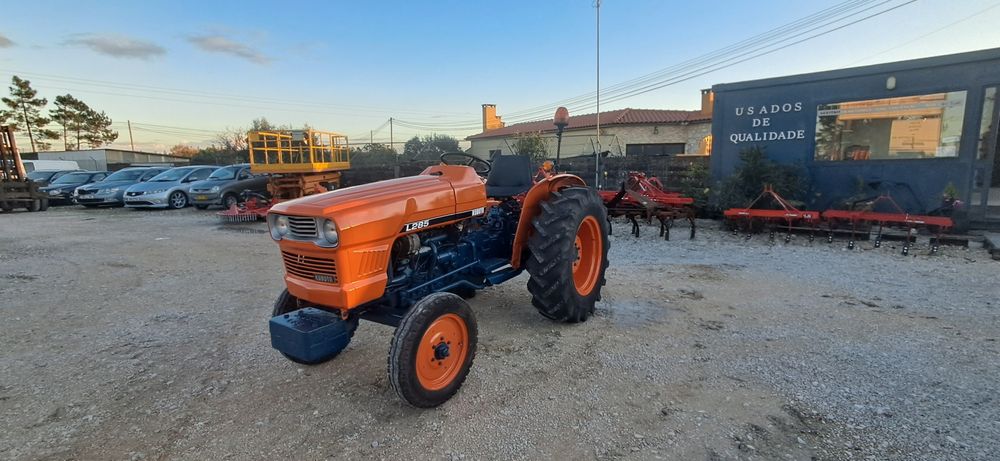 Tractor/Trator Kubota L285