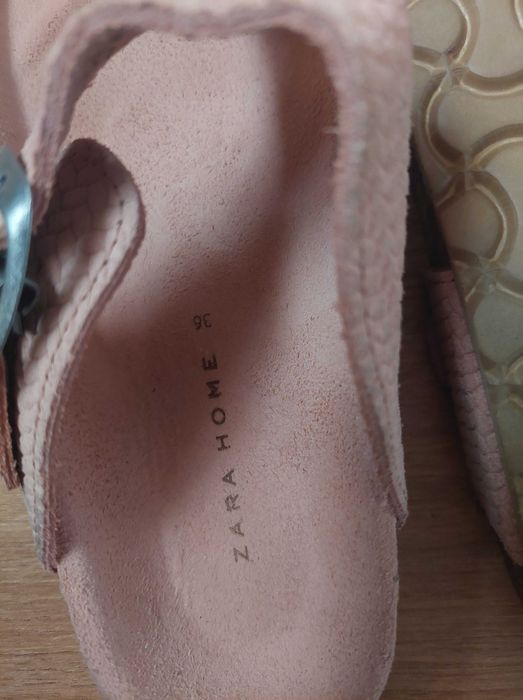 Chinelos pele da Zara Home