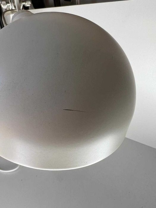 Candeeiro Branco de Secretária (IKEA)