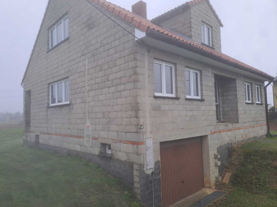 Do sprzedania dom w stanie deweloperskim na obrzeżach Wielunia