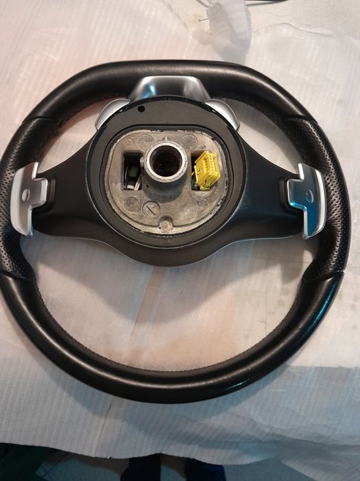 Volante mercedes classe C/E/GLA GLB GLC