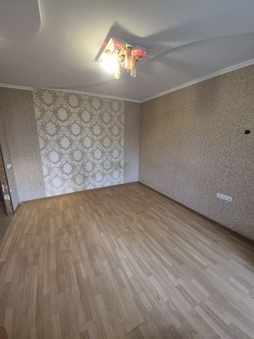 Продам 1-но кімнатну квартиру(малосімейку) ,р-н Київська