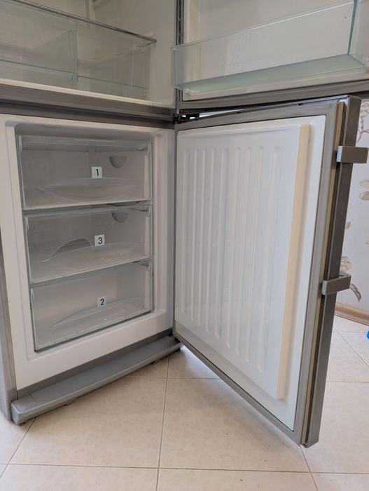 Холодильник LIBHEER CP400030