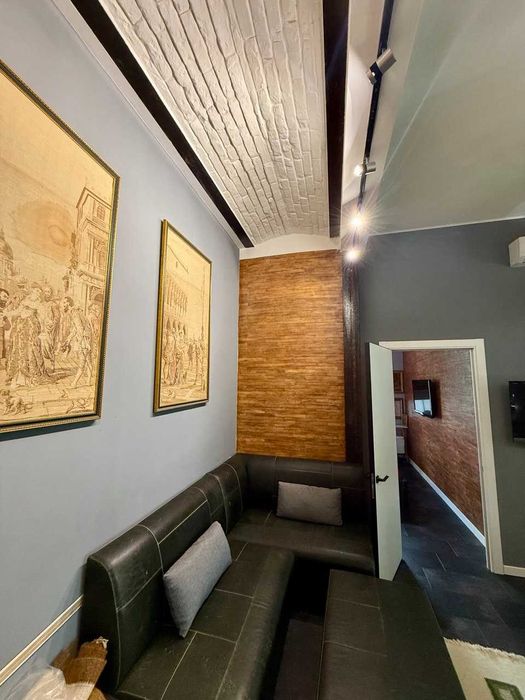 Продаж квартири вашої мрії в ЦЕНТРІ+ГАРАЖ!Код:21696