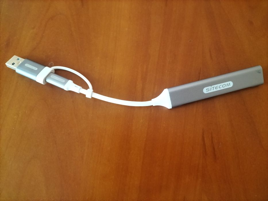 Sprzedaję przełącznik typu c i USB