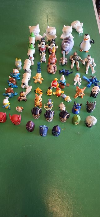 różne figurki z bajek