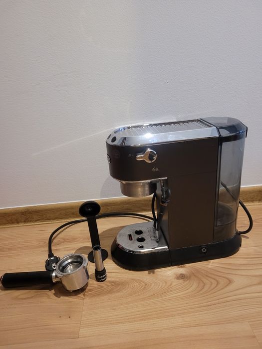 Ekspres kolbowy De'Longi