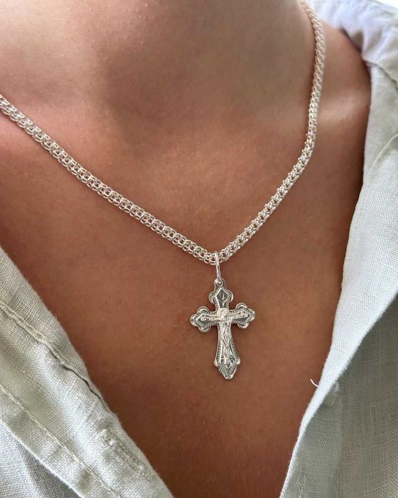Серебряная цепочка с крестиком. Комплект женский цепочка и крестик.