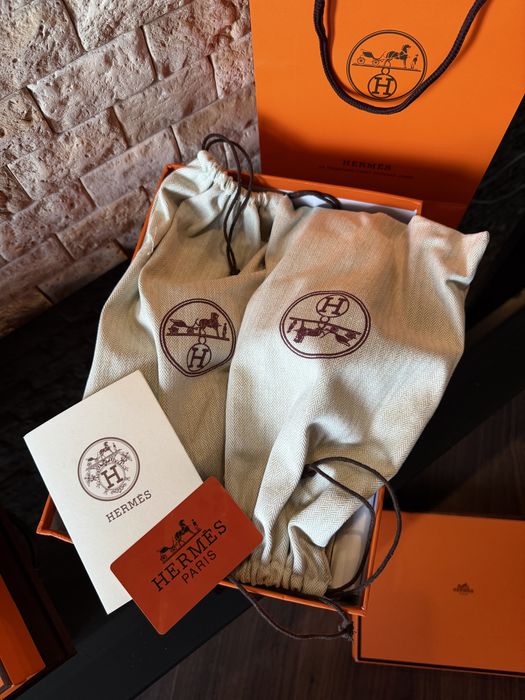 Шльопанці Hermes — топова модель