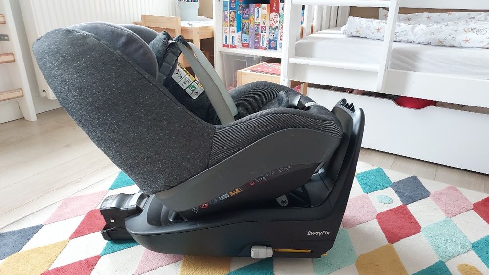 Maxi Cosi fotelik 2way pearl + baza 2way fix isofix