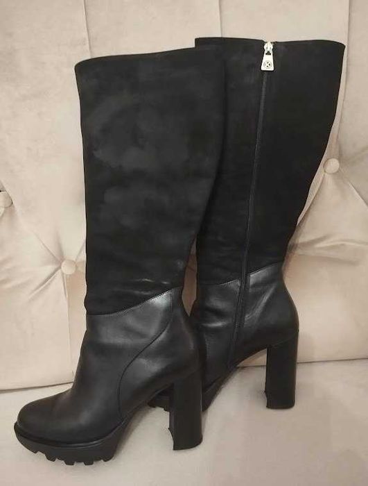 Ocieplane eleganckie kozaki firmy Kazar, r.40