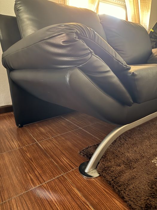 Sofá De Pele Preto