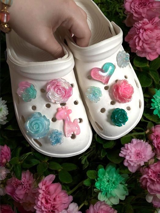 10 sztuk przypinek do butów typu Crocs Różowo Miętowe Słodziaki